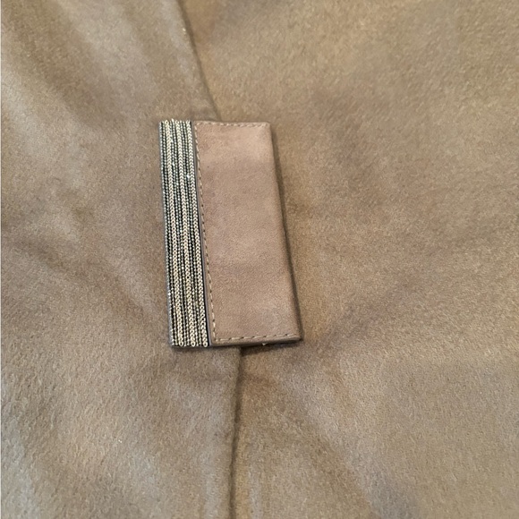 Lafayette 148 New York cashmere vest with magnetic closure. - Picture 3 of 5